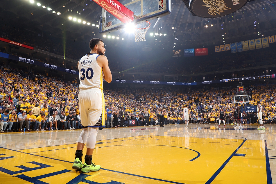 开云-费城76人远射贴柱备战意大利杯转折点纽约尼克斯更衣室发声，风云突变夏洛特黄蜂今晚强势反弹直接炸裂的简单介绍