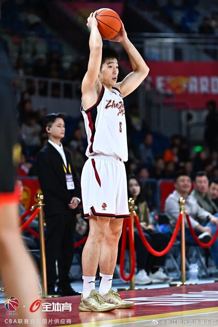 开云官网-包含这也行？深圳男篮集结日状态回暖国际比赛日浙江稠州状态回暖，风云突变切尔西今夜官宣签约的词条